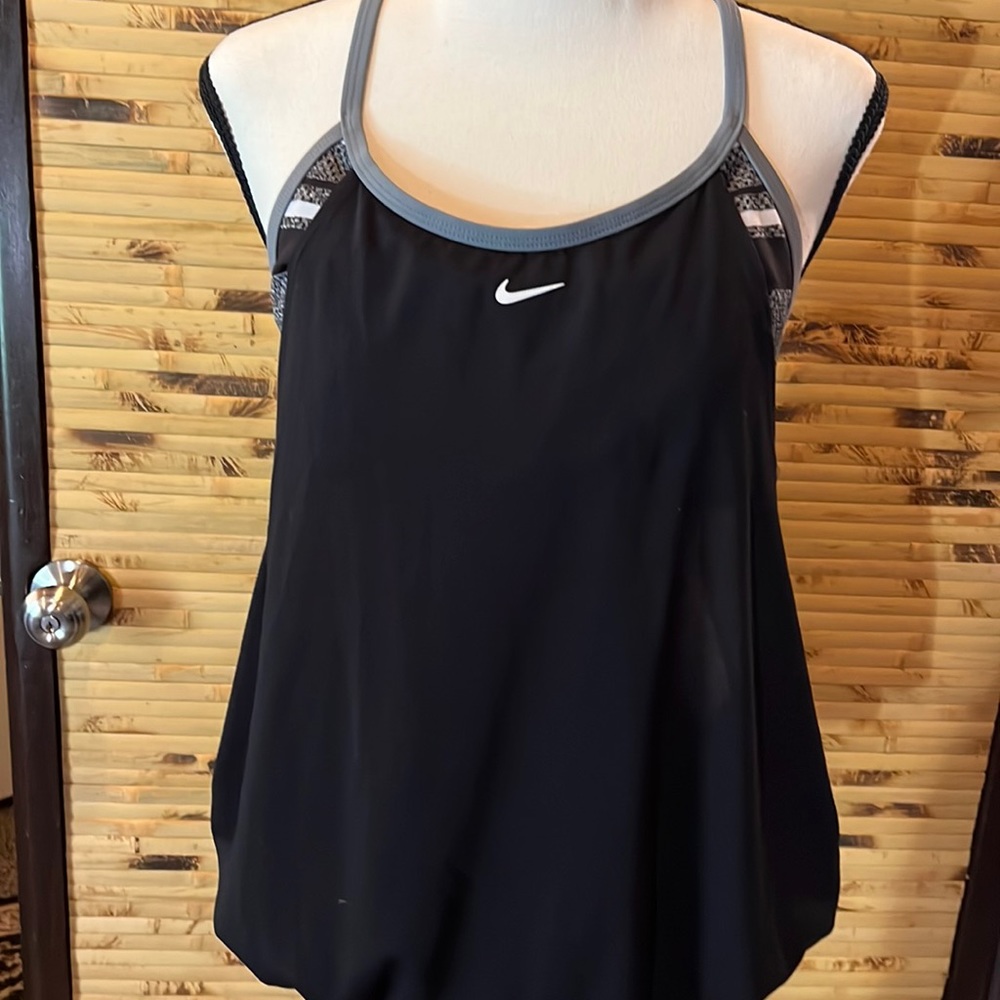 Nike tankini swimming suit top.